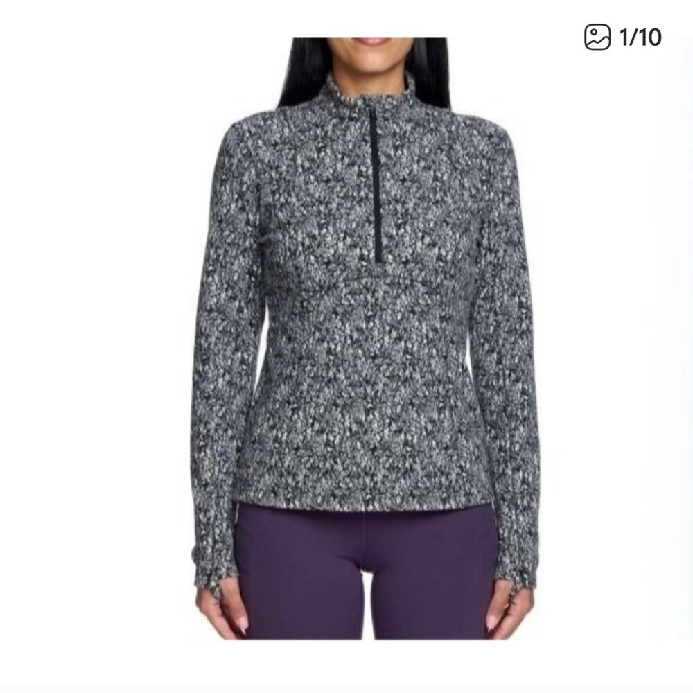 Spyder Active Women Black and White pullover fleece Sweatshirt Camo.